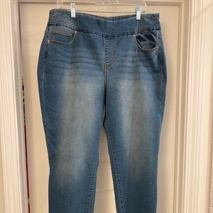 DressBarn Skinny Jeans with elastic waistband.